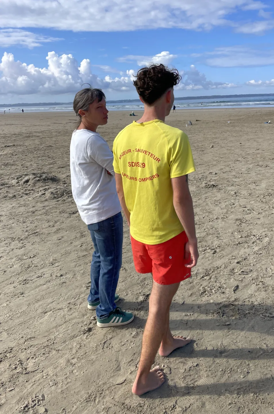 Mathilde de Experimental accompagnant un surfeur dans sa préparation mentale